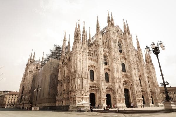 Tour Guiado a Pie por Milán: Duomo y Centro Histórico